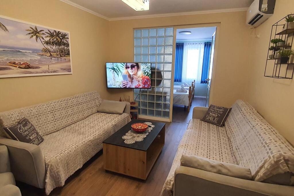 Center Apartment ติรานา ภายนอก รูปภาพ