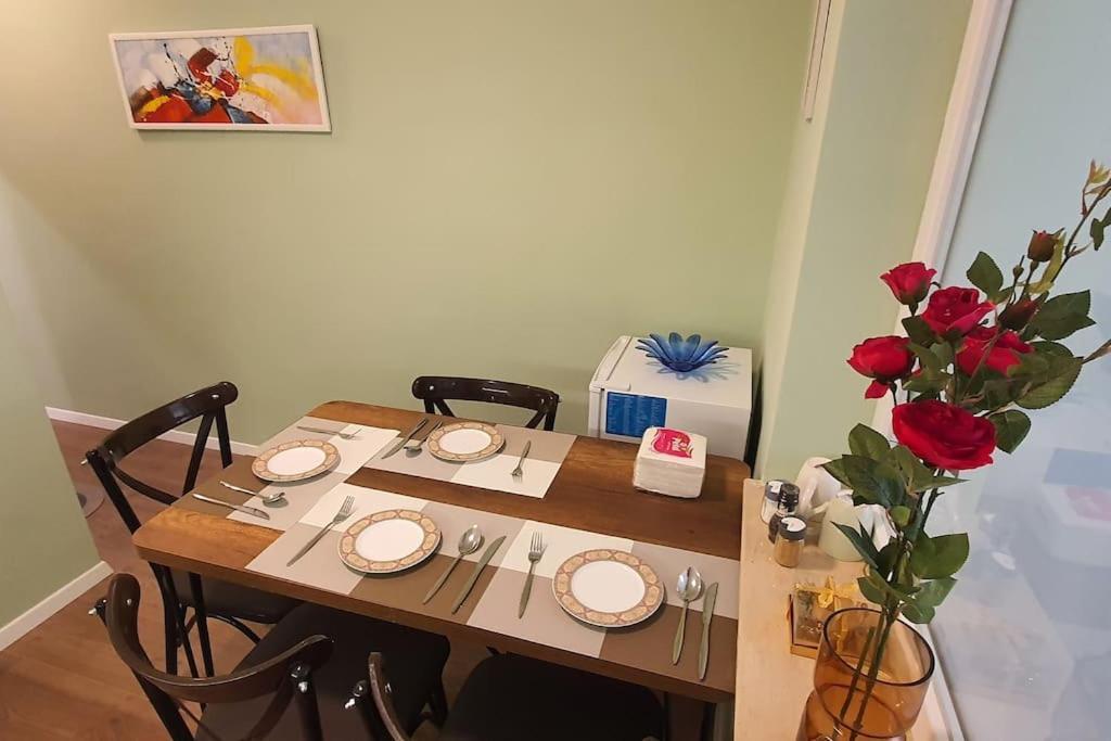 Center Apartment ติรานา ภายนอก รูปภาพ